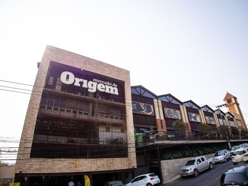 fachada do mercado de origem 