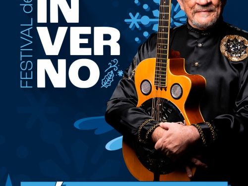 Cartaz do Festival de Inverno com o cantor Zé Ramalho. Ele aparece sorrindo e segurando um violão, vestindo uma camisa preta com bordados dourados. O fundo é azul com desenhos de flocos de neve e pinheiros.