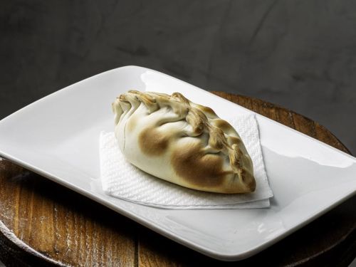 Prato com quitute assado.