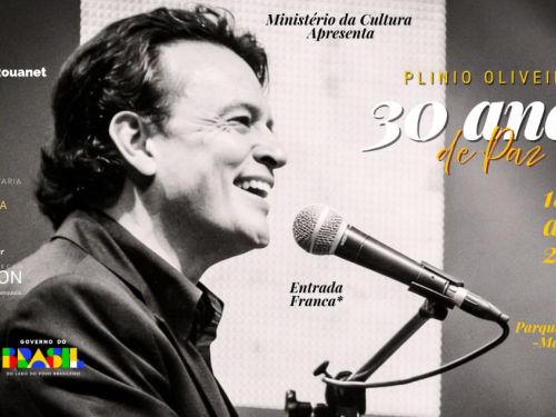 Foto de divulgação da turne 30 anos do cantor Plinio Oliveira, contendo foto do artista, data e local do evento 