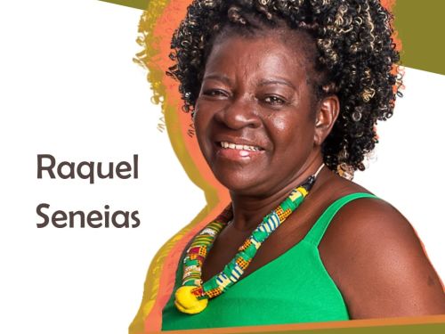 Foto de uma das cantoras do coletivo Docilaré: Vivi Amaral 