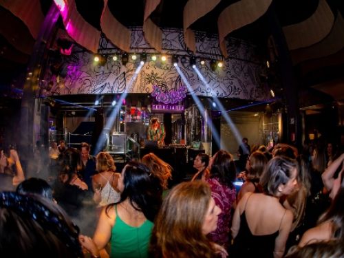 Festa: Gudinaite