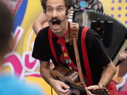 Foto do artista Edu Pio