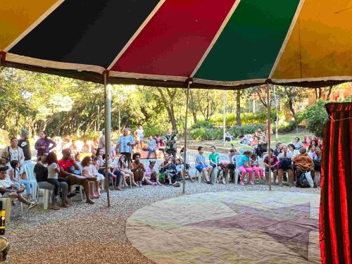 Espetáculo: "El Grande Circo Firinfinfim"