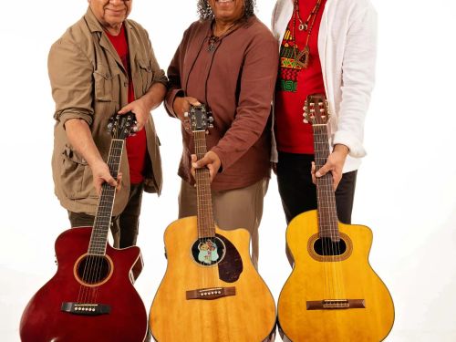 Foto dos artistas que compõem o grupo