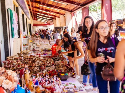 25ª Feira de Artesanato do Vale do Jequitinhonha