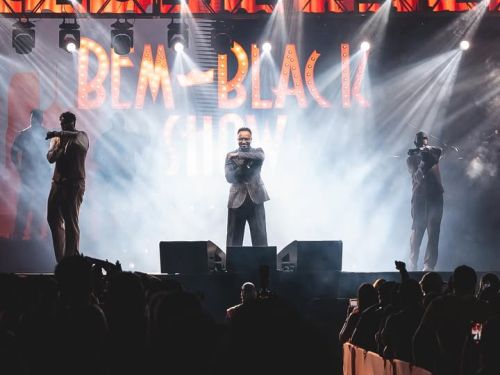 Show: Thiaguinho & Péricles "Bem Black"