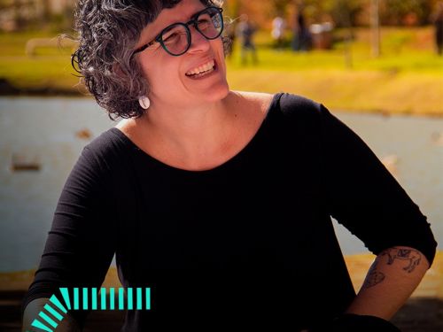 Foto de capa para o evento " Clube do Livro: A Cabeça do Santo” com foto da mediadora Júlia Azeredo