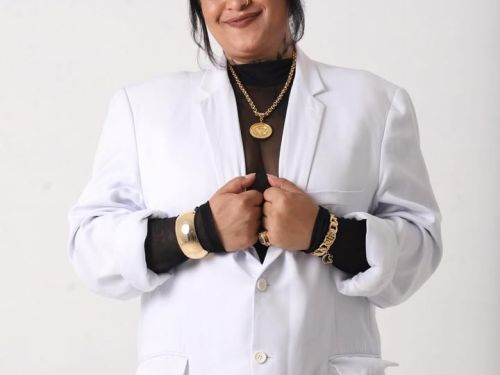 Foto da comediante Niny Magalhães 