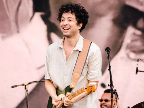 Show: Cícero "15 anos de Canções de Apartamento"