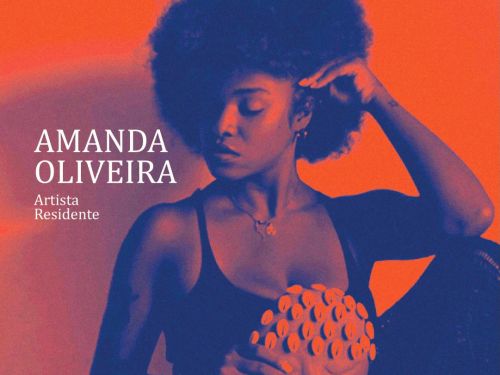 Foto da artista Amanda Oliveira para a exposição "MAM"