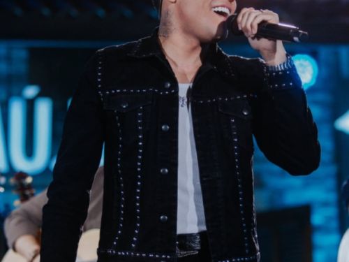cantor do evento - Felipe Araujo