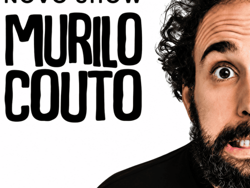 Foto de capa para o teatro do comediante Murilo Couto no Cine Teatro Brasil, no dia 19 de Novembro. Na foto, metado do rosto do artista e o titulo da obra na outra metada da foto