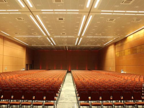 Auditório do Actuall Convention by Summit Hotels