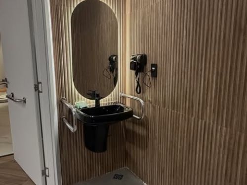 Ruby Hotels - Quarto Adaptado