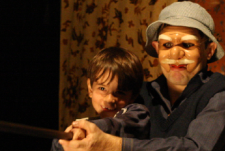 Espetáculo Teatral "Patuscada" - Improvisação com máscaras balinesas