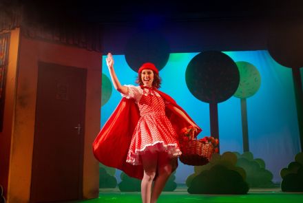 Espetáculo: Chapeuzinho Vermelho