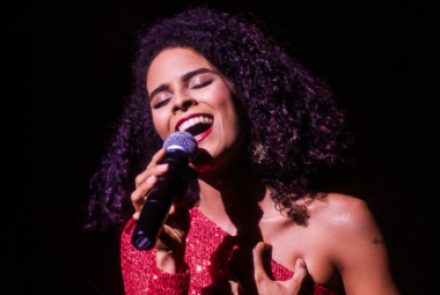 Show: Laura Catarina canta Vander Lee