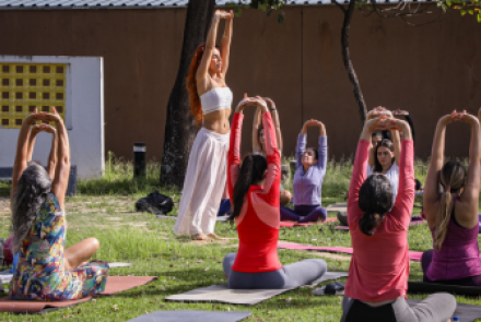 Aula gratuita de Yoga com Estúdio C Jardin