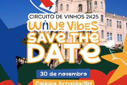 Poster ilustrado do evento "Circuito de Vinhos 2k25 - Wine Vibes" - com fundo azul e ilustração de uma mulher voando em cima da 
