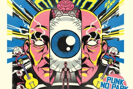 Imagem de uma cabeca partida ao meio, com um olho gigante saindo dela. instrumentos musicais em volta, raios e olhos em volta.