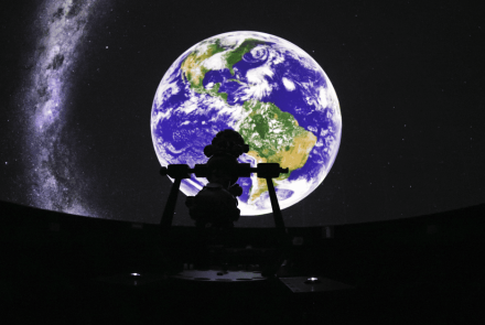 Planetário do Espaço do Conhecimento UFMG inaugura novos projetores digitais