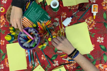 Ateliê de Cartões de Natal no Espaço do Conhecimento UFMG