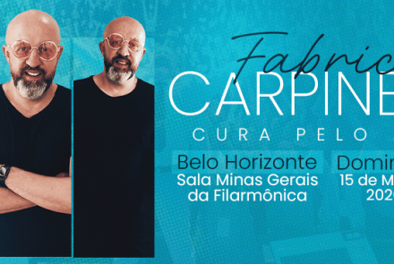 Imagem de cor azul, com um homem lado a lado, o nome, data e local do evento