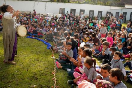 A Fada, a Flor e a Princesa - Diversão em Cena