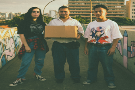 Espetáculo: Top Summer Hits – Grupo Nós Três de Teatro