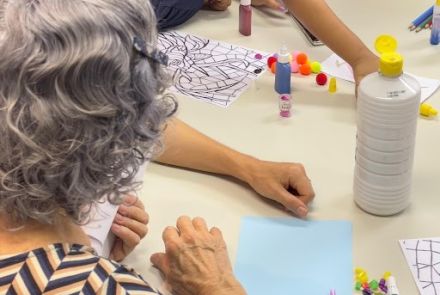 13.01 Oficina “Criando Mosaicos com Papel”