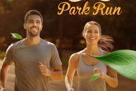 Flyer de divulgação da Corrida Park Run 2026 - imagem de casal correndo e informações sobre o evento