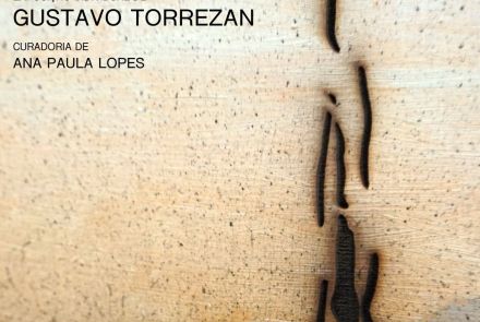 Foto convidativa da exposição contendo titulo, hora, data e local 