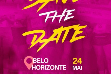 Foto de capa convidativa para a corrida Encontro Delas com fundo rosa e escrita amarela 