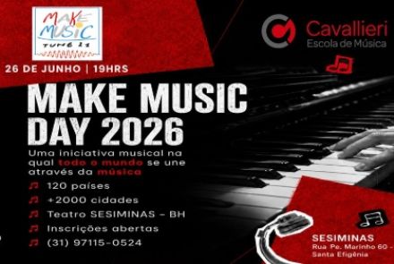 O cartaz com design moderno nas cores preto, vermelho e branco, destacando no lado direito as mãos de uma pessoa tocando um piano de cauda. No topo esquerdo, sobre uma faixa vermelha texturizada, fica o logotipo quadrado do "MAKE MUSIC JUNE 21" acompanhado da data e horário 26 DE JUNHO | 19HRS. No topo direito, aparece a marca da Cavallieri Escola de Música.