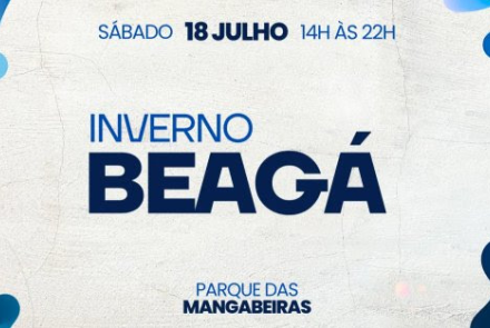 Cartaz com fundo texturizado claro, imitando uma parede de concreto ou papel antigo. Nas bordas laterais, há formas fluidas e abstratas em tons de azul escuro e azul claro. No centro, o texto principal diz em letras maiúsculas e em tons de azul: "INVERNO BEAGÁ". No topo do cartaz está escrito "SÁBADO 18 JULHO | 14H ÀS 22H". Na parte inferior central, lê-se "PARQUE DAS MANGABEIRAS".