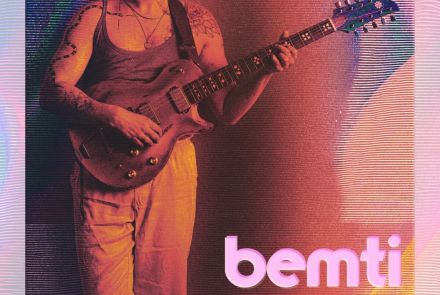 Foto de capa para o show do cantor Bemti no dia 17 de julho no Sesc Palladium 