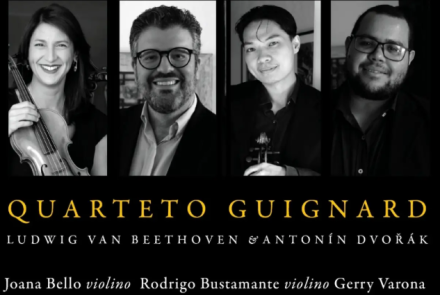 Foto de capa de divulgação para o concerto do Quarteto Guignard no dia 30 de Outubro, na Fundação de Educação Artistica. No arquivo, foto centralizada dos integrantes, local, data e titulo da apresentação em destaque amarelo 